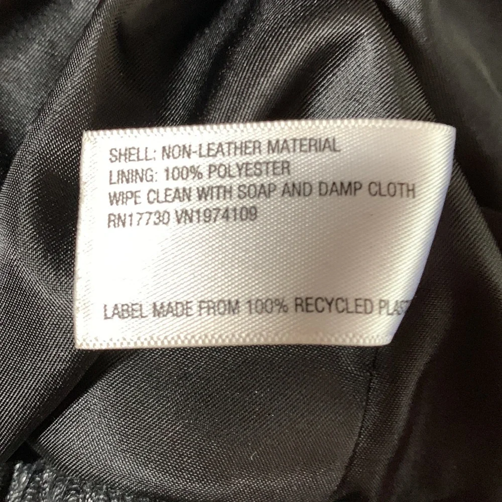 Wild Fable black, vegan leather bomber jacket.  Size XL - Picture 6 of 9